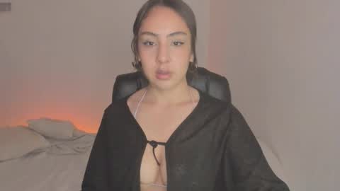 Snapshot of lebelledani chatting on December 19, 2025, 3:35 am Dani online show from December 19, 2025, 3:35 am