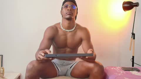 Snapshot of lebron_black_ chatting on May 14, 2026, 1:07 pm Lebron online show from May 14, 2026, 1:07 pm