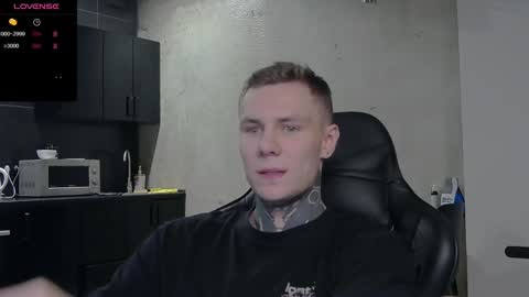 Snapshot of lechery_boy chatting on December 15, 2024, 4:18 am Lechery boy online show from December 15, 2024, 4:18 am