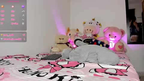 Ashley online show from February 25, 2025, 3:49 pm