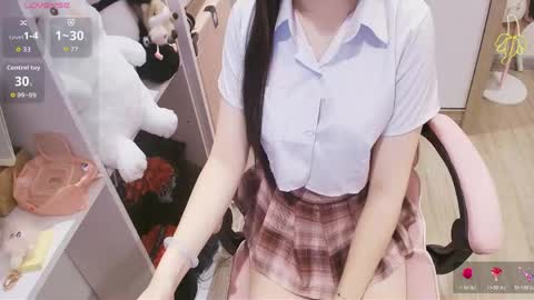 Lee online show from June 2, 2026, 11:34 am