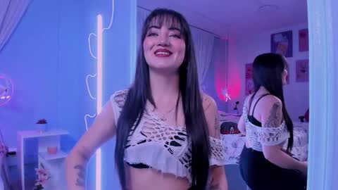 Leah Carter  online show from May 27, 2026, 3:47 am