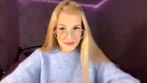 Kate online show from April 22, 2026, 1:23 pm