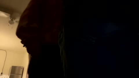 leearonn12 online show from January 24, 2025, 9:39 am