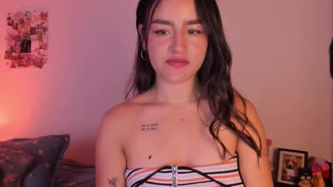 leejhonsonnn online show from January 28, 2025, 5:03 pm