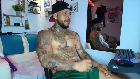 leenar_key online show from September 22, 2025, 2:41 pm