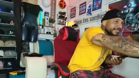 Snapshot of leenar_key chatting on April 30, 2026, 12:22 pm leenar_key online show from April 30, 2026, 12:22 pm