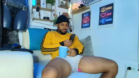 Snapshot of leenar_key chatting on May 15, 2026, 9:27 am leenar_key online show from May 15, 2026, 9:27 am