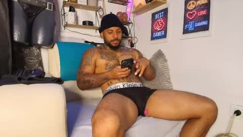 Snapshot of leenar_key chatting on May 16, 2026, 11:42 am leenar_key online show from May 16, 2026, 11:42 am