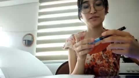 Snapshot of leesahebron chatting on July 29, 2026, 9:40 am leesahebron online show from July 29, 2026, 9:40 am