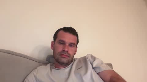 leexxx_69 online show from April 13, 2026, 2:06 am