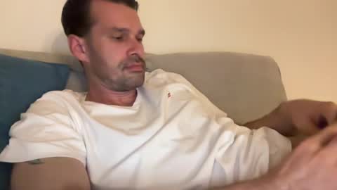leexxx_69 online show from July 3, 2026, 2:51 am