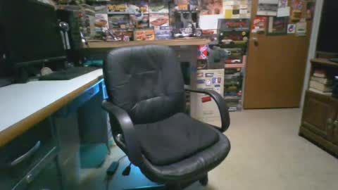 leezimmerman200 online show from July 18, 2026, 11:58 am