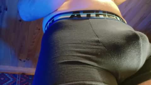 Snapshot of lefrancais33000 chatting on March 1, 2025, 6:11 pm Dliciousman online show from March 1, 2025, 6:11 pm