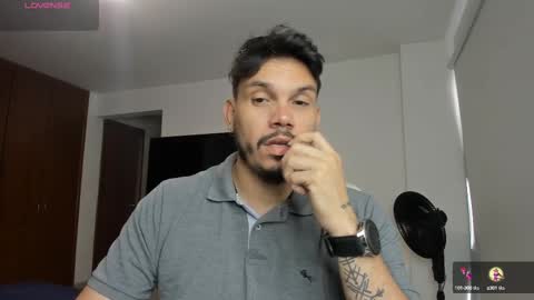 Snapshot of legolas_15 chatting on February 23, 2025, 1:32 pm Alejandro online show from February 23, 2025, 1:32 pm