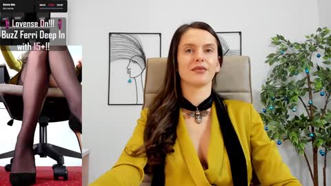 Snapshot of legswattitude chatting on December 30, 2024, 11:15 am Elle online show from December 30, 2024, 11:15 am