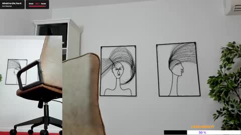 Snapshot of legswattitude chatting on February 28, 2025, 1:25 pm Elle online show from February 28, 2025, 1:25 pm