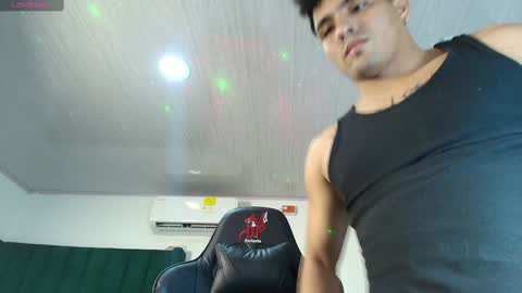  Lei  online show from January 9, 2025, 7:50 pm