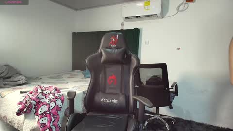  Lei  online show from February 1, 2025, 12:40 am