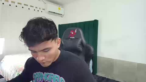  Lei  online show from September 8, 2025, 9:58 pm