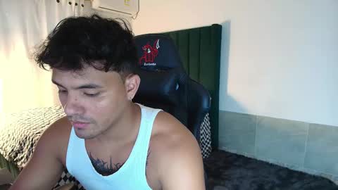  Lei  online show from October 19, 2025, 8:31 pm