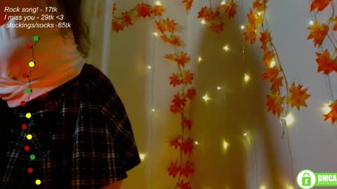 hey Im Leia and I love rock  online show from November 16, 2025, 8:14 pm