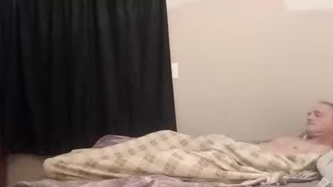 Snapshot of leighbob69 chatting on November 25, 2025, 6:35 am LeighBob69 online show from November 25, 2025, 6:35 am