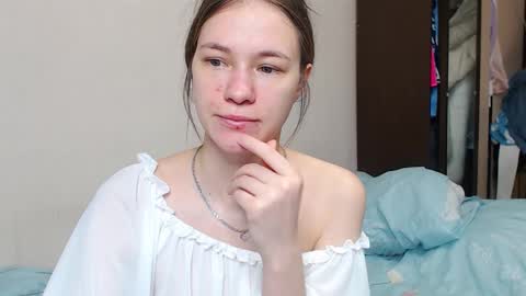 leila_bambi online show from February 10, 2025, 2:05 pm