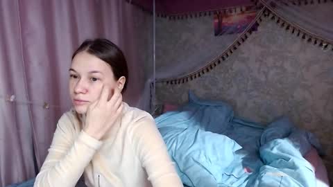 leila_bambi online show from December 20, 2025, 1:40 pm