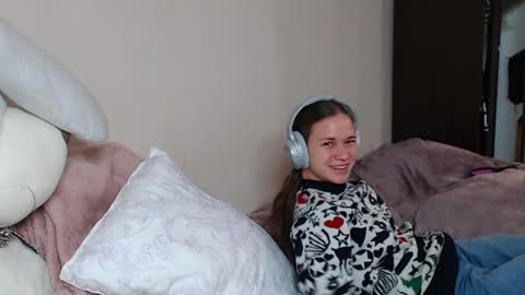 Snapshot of leila_bambi_ chatting on December 6, 2024, 2:49 pm leila_bambi_ online show from December 6, 2024, 2:49 pm