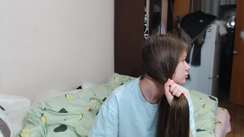 Snapshot of leila_bambi_ chatting on December 30, 2024, 10:01 pm leila_bambi_ online show from December 30, 2024, 10:01 pm