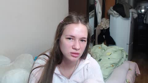 Snapshot of leila_bambi_ chatting on January 12, 2025, 5:54 pm leila_bambi_ online show from January 12, 2025, 5:54 pm