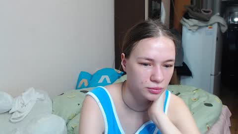 Snapshot of leila_bambi_ chatting on January 15, 2025, 1:20 pm leila_bambi_ online show from January 15, 2025, 1:20 pm