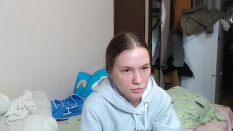 Snapshot of leila_bambi_ chatting on January 15, 2025, 11:08 pm leila_bambi_ online show from January 15, 2025, 11:08 pm