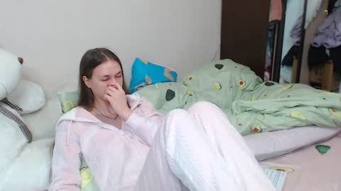 Snapshot of leila_bambi_ chatting on January 22, 2025, 10:37 pm leila_bambi_ online show from January 22, 2025, 10:37 pm