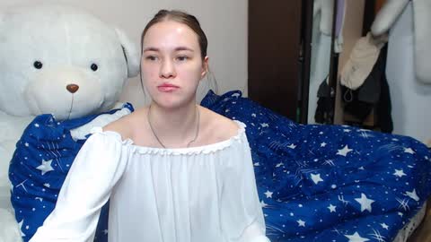 Snapshot of leila_bambi_ chatting on January 28, 2025, 4:39 am leila_bambi_ online show from January 28, 2025, 4:39 am