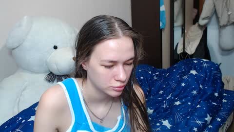 Snapshot of leila_bambi_ chatting on January 30, 2025, 1:22 am leila_bambi_ online show from January 30, 2025, 1:22 am