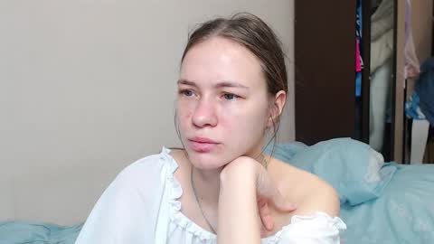 Snapshot of leila_bambi_ chatting on February 10, 2025, 2:26 pm leila_bambi_ online show from February 10, 2025, 2:26 pm