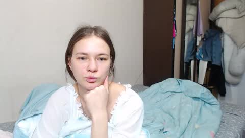 Snapshot of leila_bambi_ chatting on February 11, 2025, 6:11 pm leila_bambi_ online show from February 11, 2025, 6:11 pm