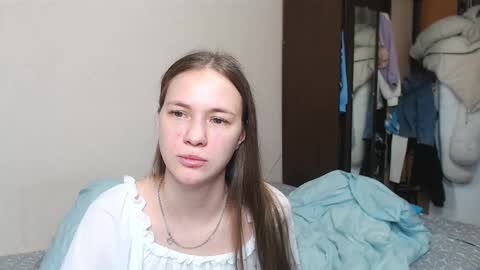 Snapshot of leila_bambi_ chatting on February 12, 2025, 12:16 am leila_bambi_ online show from February 12, 2025, 12:16 am