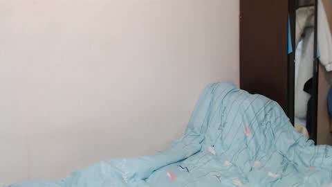 Snapshot of leila_bambi_ chatting on February 20, 2025, 2:40 am leila_bambi_ online show from February 20, 2025, 2:40 am