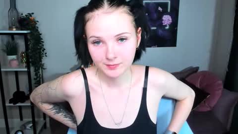 Snapshot of leila_xxbaby chatting on November 21, 2025, 5:39 am Leila online show from November 21, 2025, 5:39 am