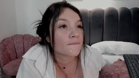 leilacole online show from July 28, 2026, 3:21 pm