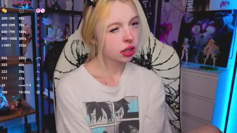 Snapshot of leiladwight chatting on December 2, 2025, 5:08 pm Leila online show from December 2, 2025, 5:08 pm