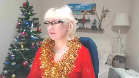 Leila Kinky online show from January 4, 2025, 7:45 am