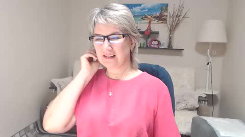 Leila Kinky online show from November 16, 2025, 3:45 am