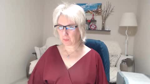 Leila Kinky online show from March 4, 2026, 8:53 am