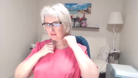 Leila Kinky online show from March 24, 2026, 4:28 am