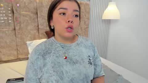 Snapshot of leilapons chatting on November 8, 2025, 5:56 pm leilapons online show from November 8, 2025, 5:56 pm