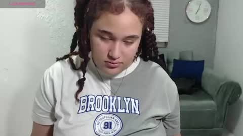 leilasosexy online show from June 30, 2026, 1:23 pm